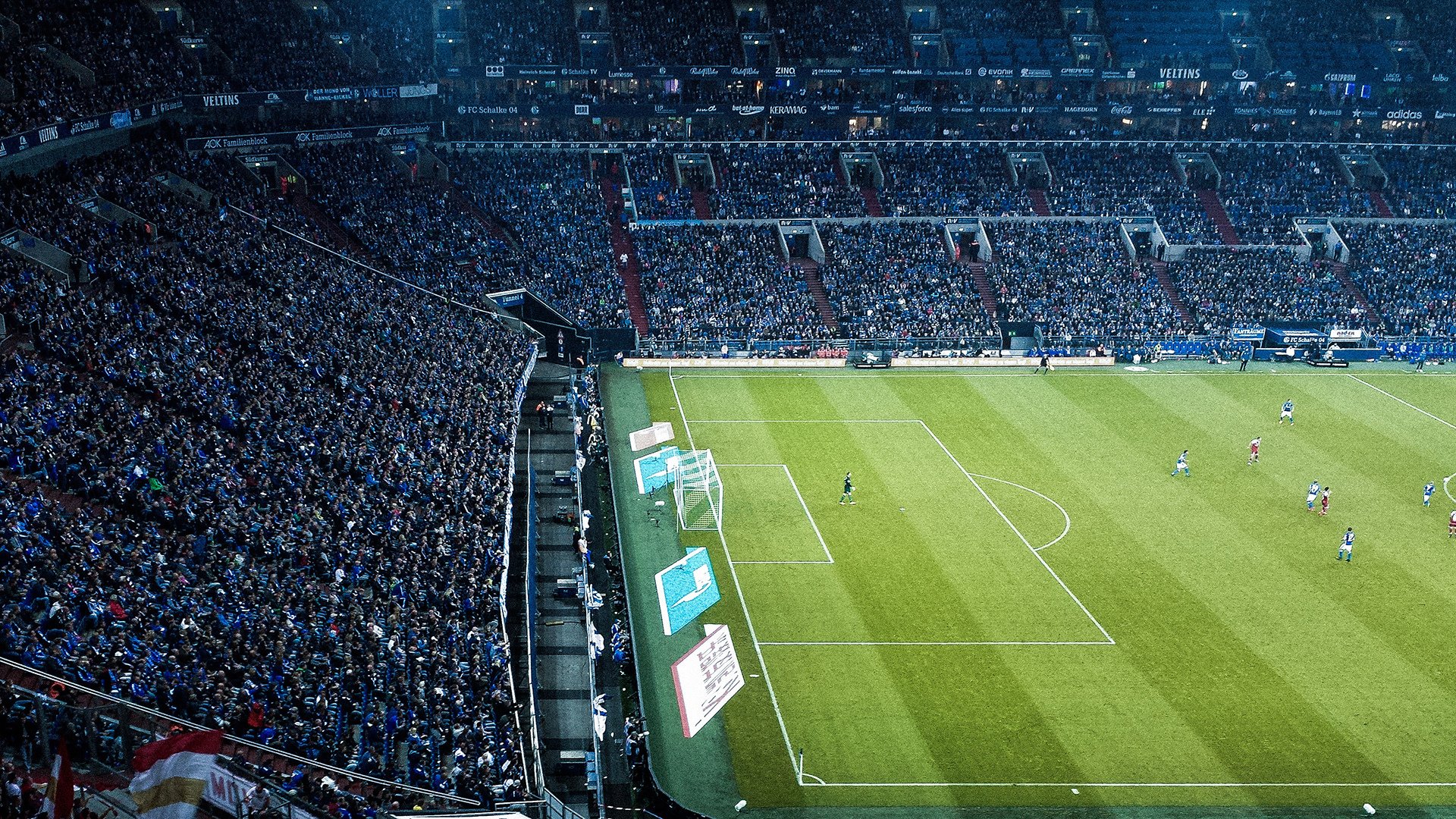 “胡利安·门德斯:全能球员的崛起,助力阿根廷美洲狮队未来走向巅峰”