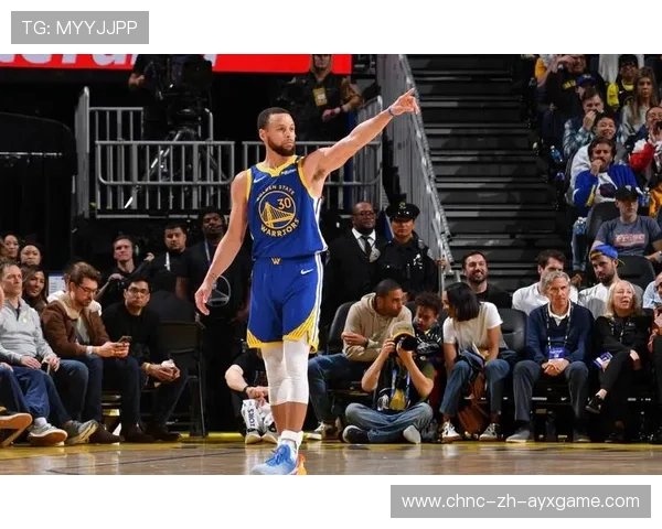 库里三分接连落网,勇士稳住胜局 库里三分接连落网,勇士稳住胜局